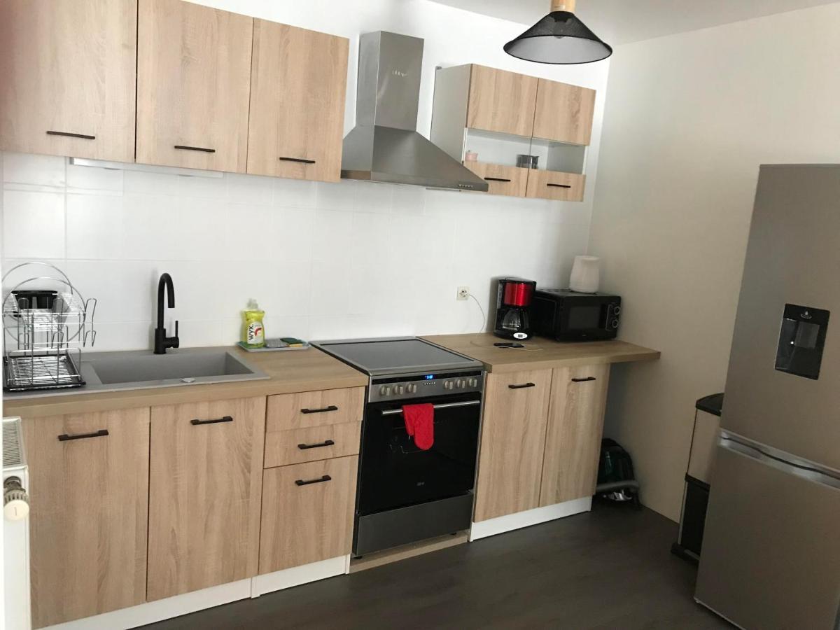 Au Faubourg Apartment Saint-Claude Exterior photo